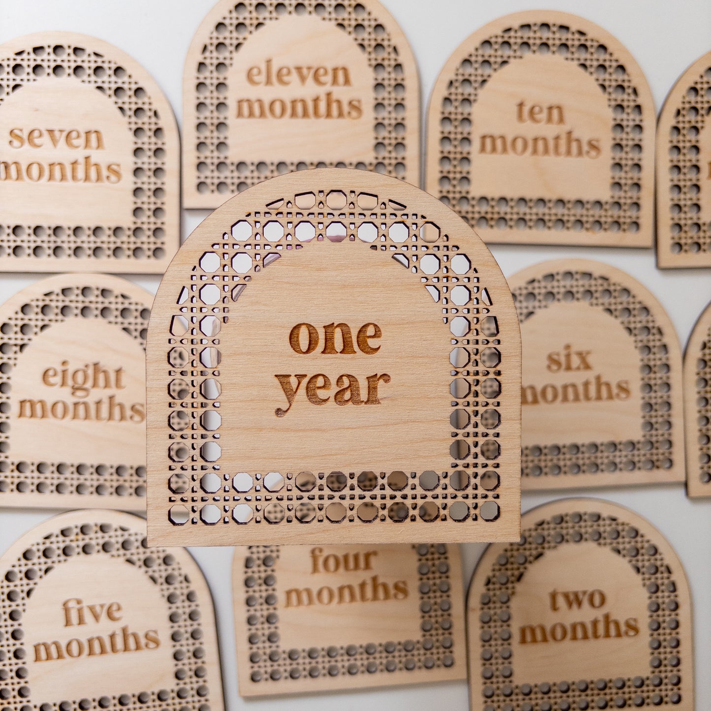 Rattan Arch Milestone Set
