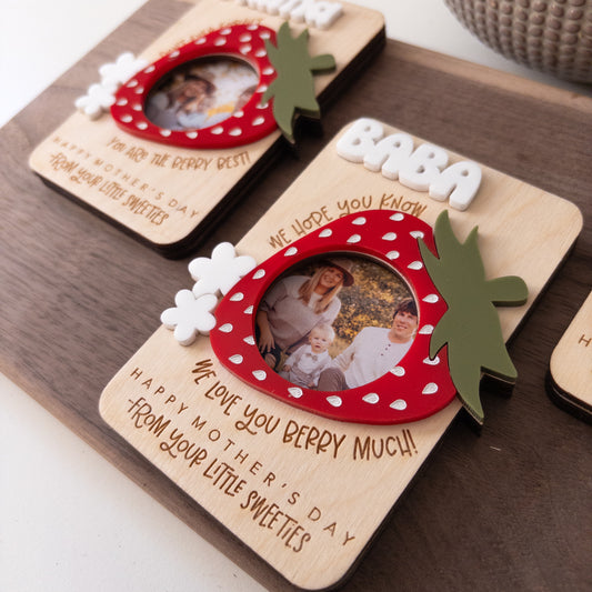 Strawberry Picture Frame Magnet